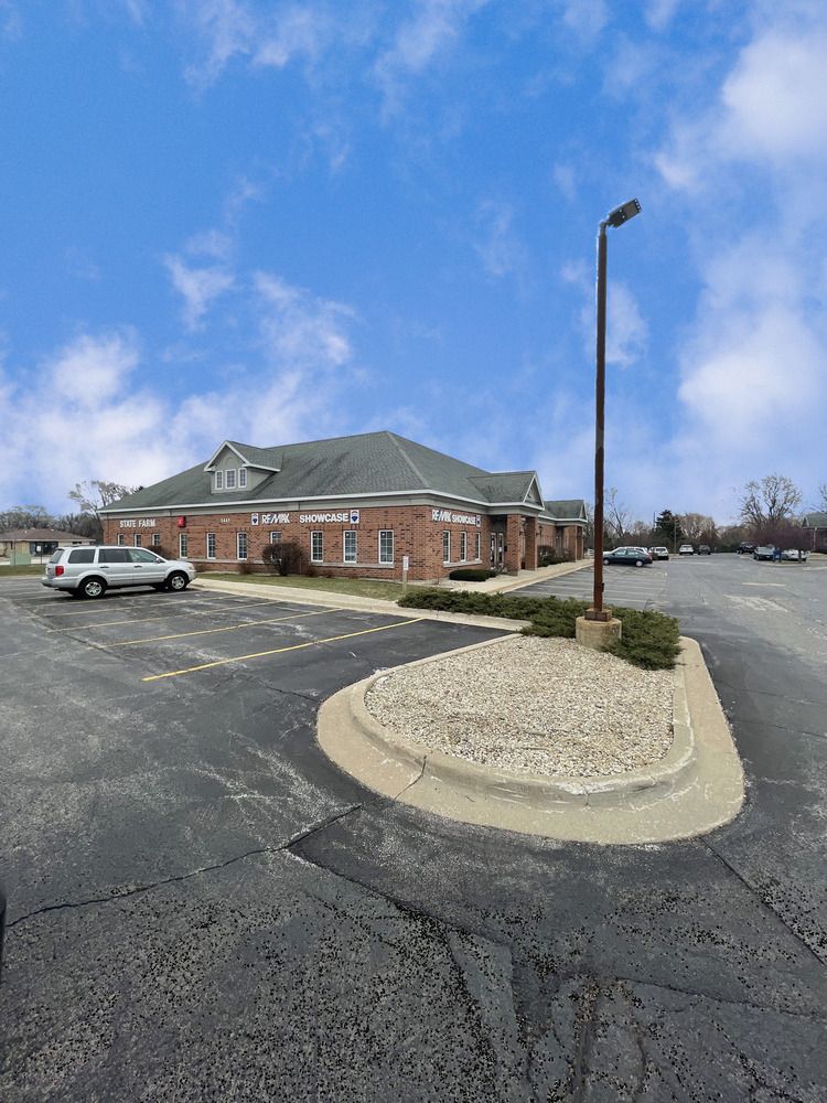 5445 Grand Ave, Gurnee, IL 60031